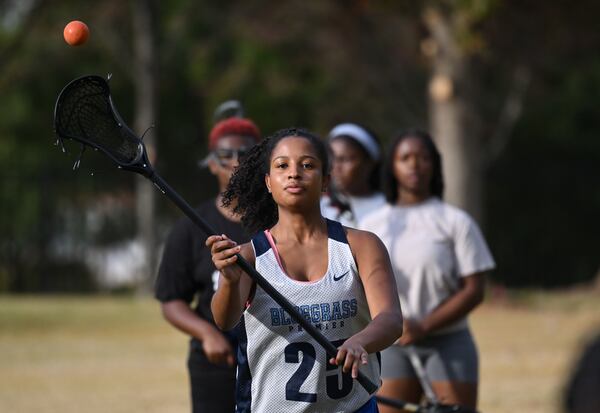 October 25, 2022 Atlanta - Team organizer and captain Olivia Robinson (midfielder) runs a drill during their Lacrosse practice at Spelman College on Tuesday, October 25, 2022. (Hyosub Shin / Hyosub.Shin@ajc.com)