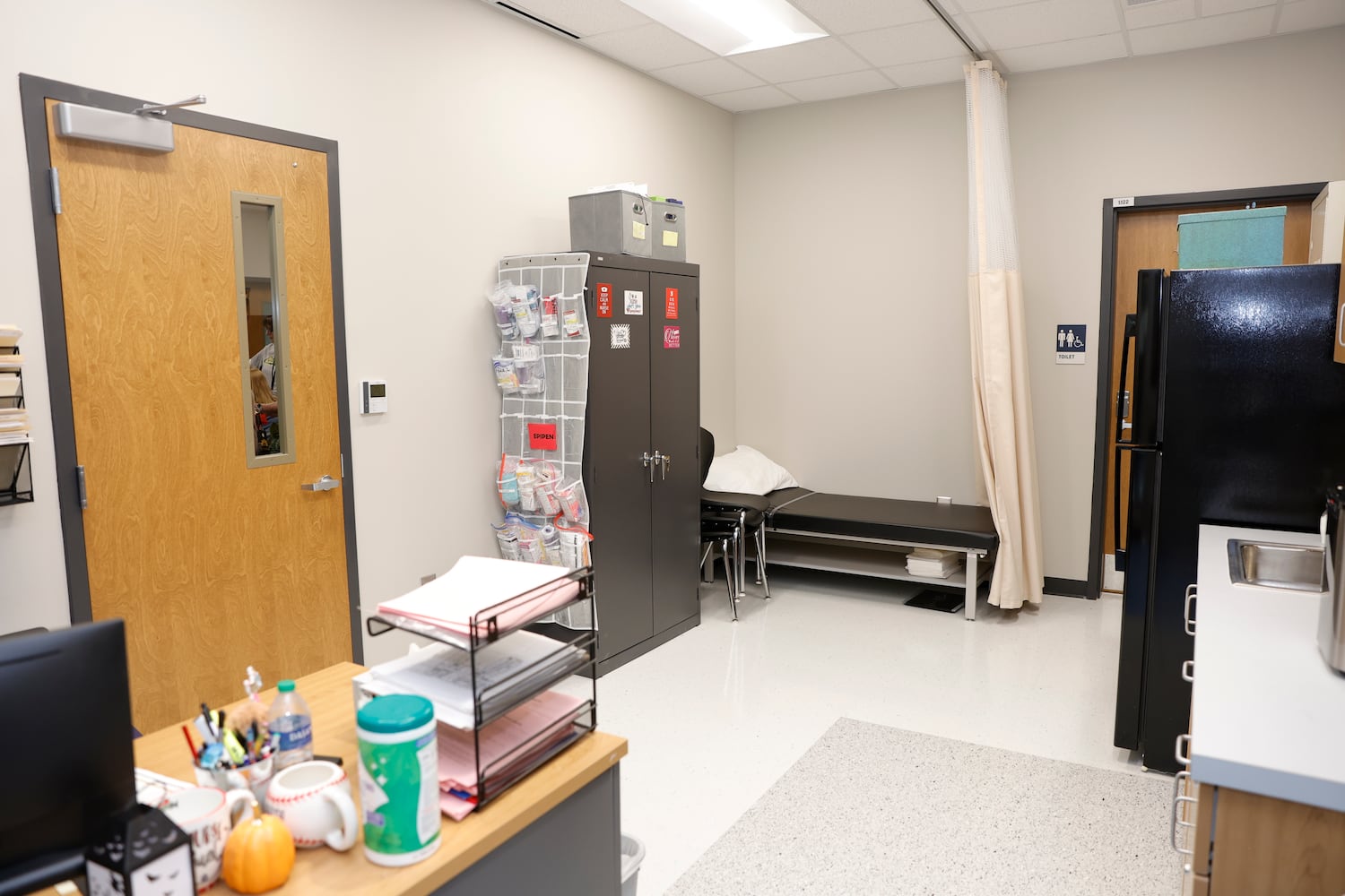 Views of the medical clinic at Eastvalley Elementary School in Marietta shown on Monday, Oct. 16, 2023. (Natrice Miller/ Natrice.miller@ajc.com)