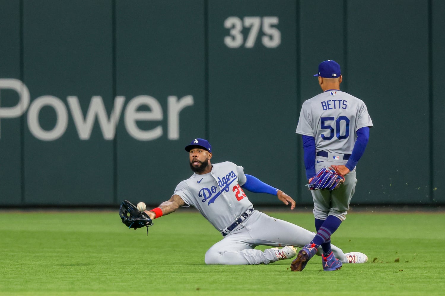 052423 BRAVES PHOTO