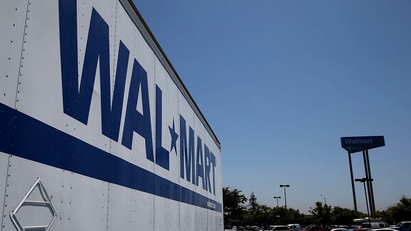 Walmart says it will pay drivers an average $87,500 starting in February.