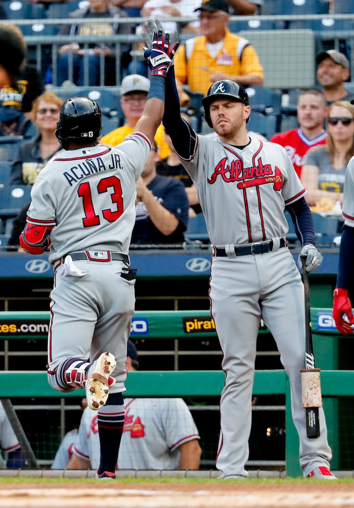 Photos: Braves seek sweep of Pirates