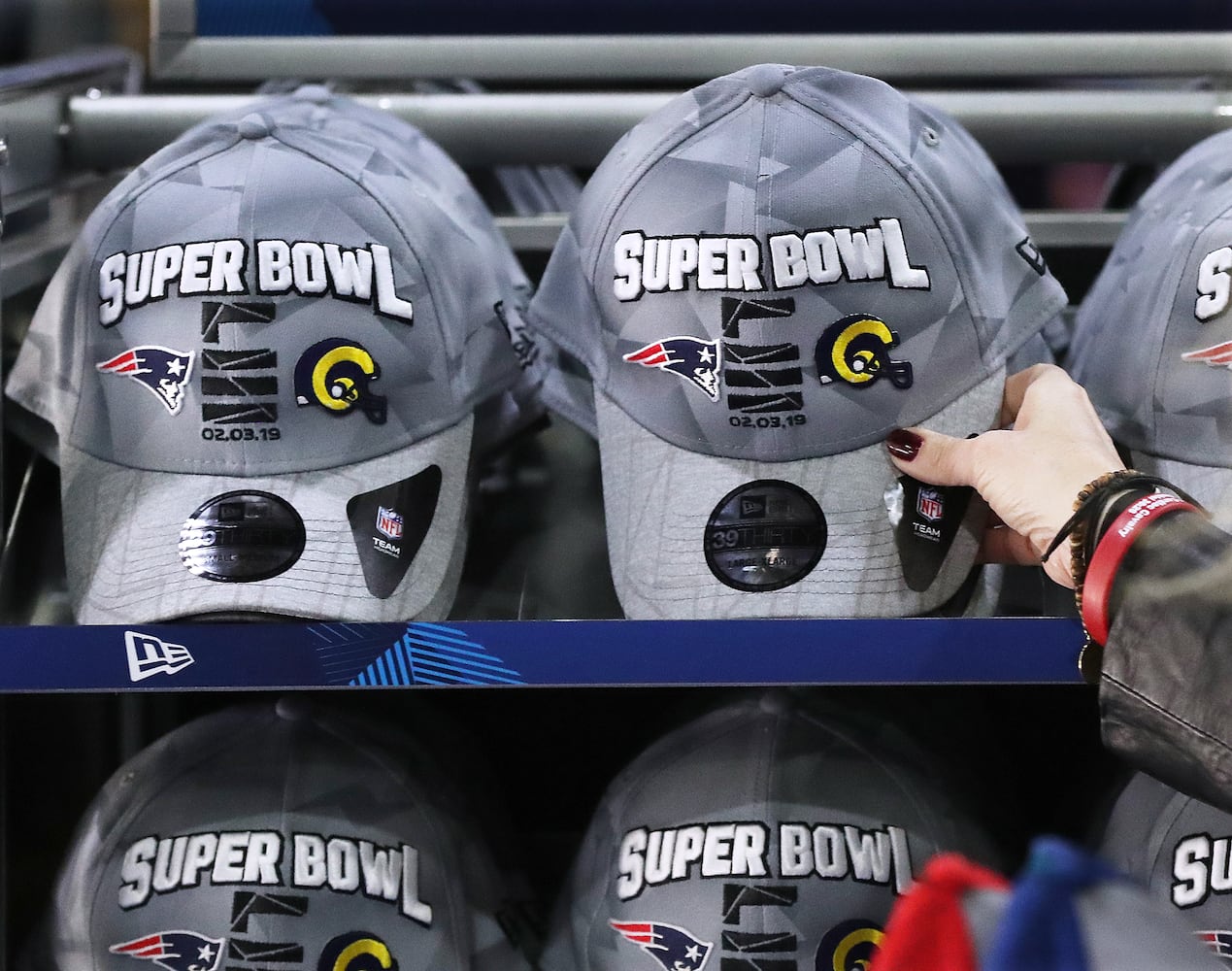 PHOTOS: Super Bowl Fun - Thursday