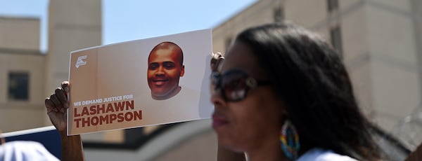 Supporters of Lashawn Thompson rally outside the Fulton County Jail, Thursday, April 20, 2023, in Atlanta. Lashawn Thompson, 35, was discovered unresponsive in the jail's psychiatric wing covered in bed bugs in September, according to a Fulton County Medical Examiner report. (Hyosub Shin / Hyosub.Shin@ajc.com)