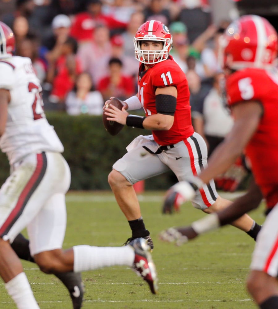 Photos: Bulldogs outlast South Carolina, improve to 9-0