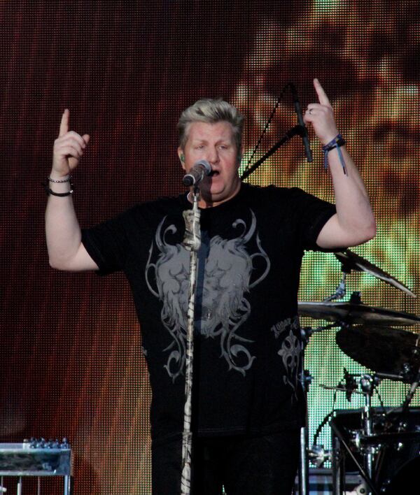 Rascal Flatts singer Gary Le Vox had the crowd fired up early. Photo: Melissa Ruggieri/AJC.