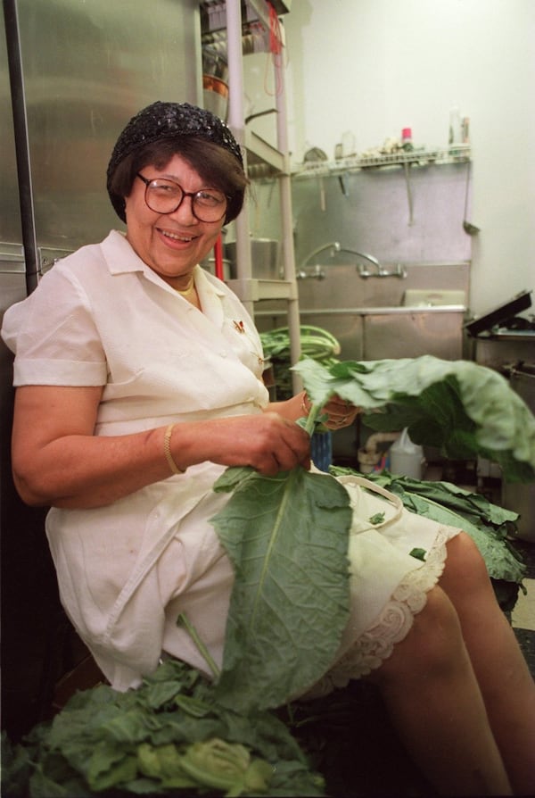 Thelma Grundy, the founder of Thelma’s Restaurant in Atlanta, preparing collards in 1996. AJC Staff Photo/David Tulis