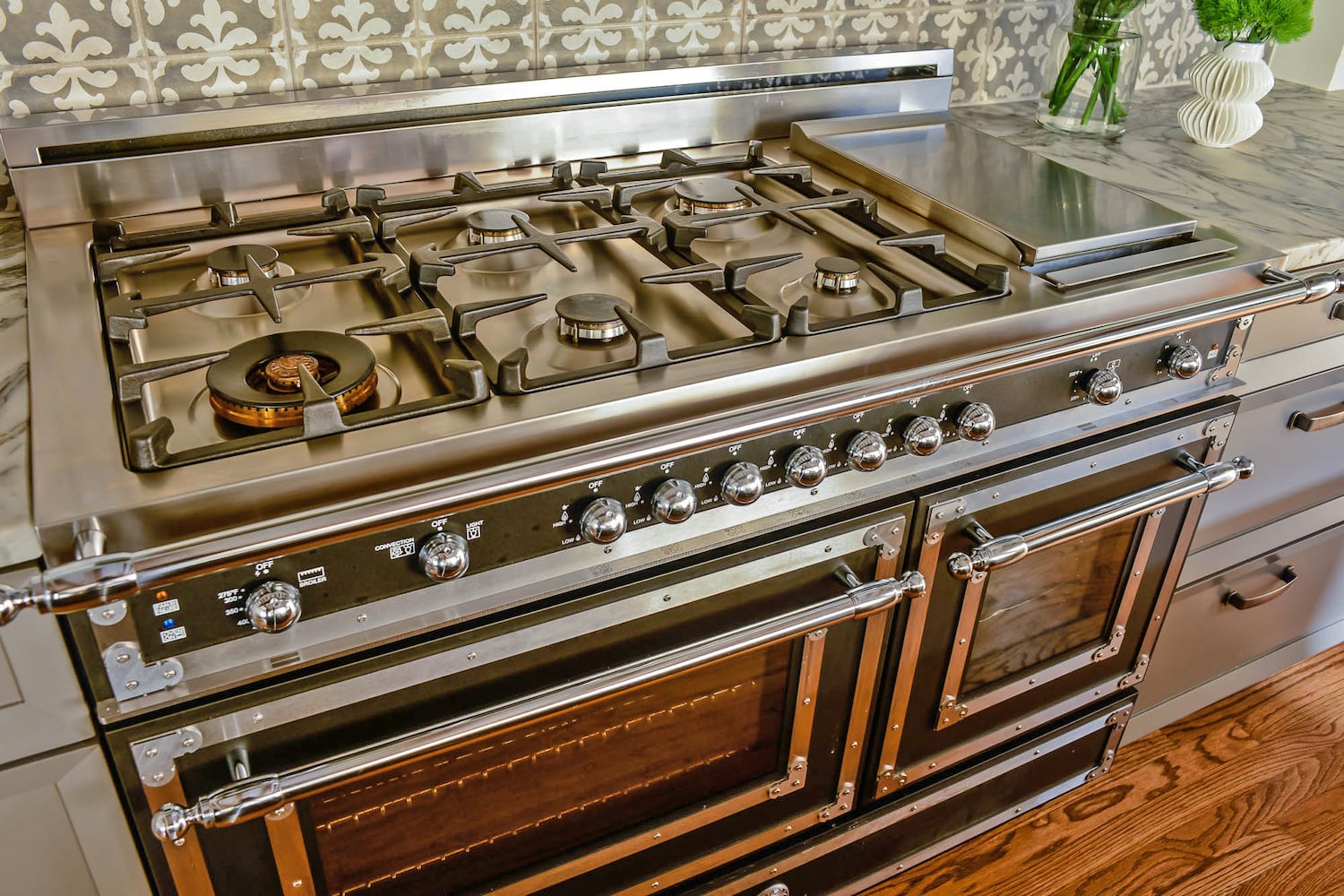 Modern design influences kitchen redo in couple’s Brookhaven traditional