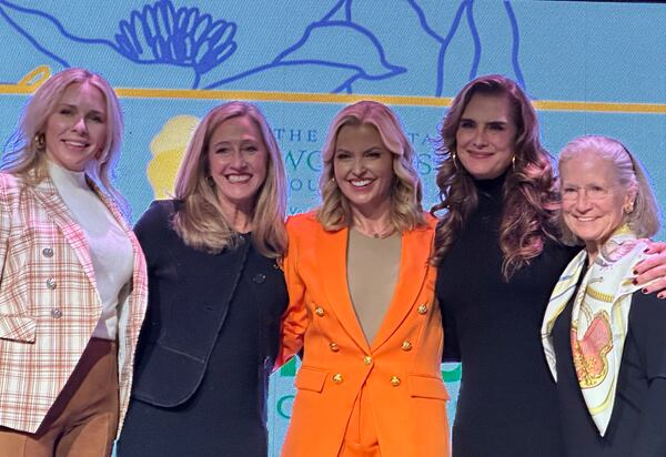 (L-R) Regan Lanier, Kari Love, Atlanta Women's Foundation executive director, Linda Stouffer, Brooke Shields, Liz Blake. RODNEY HO/rho@ajc.com