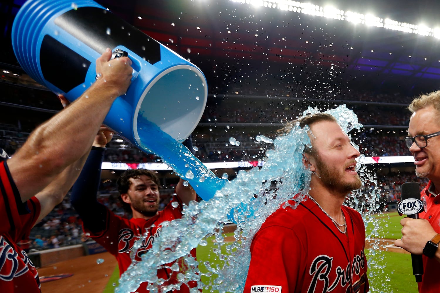 Photos: Braves outlast the Nationals in the bottom of the ninth