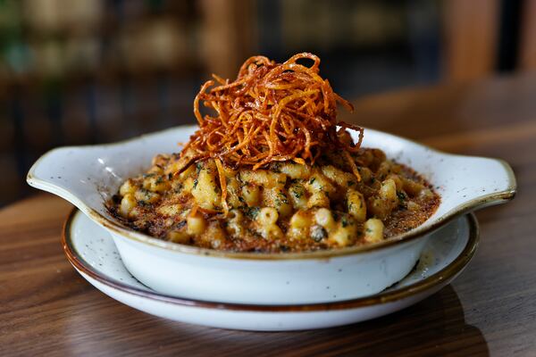 The Lobster Mac n’ Cheese is a popular dish at Life Bistro in Sylvan Hills. (Natrice Miller / natrice.miller@ajc.com)