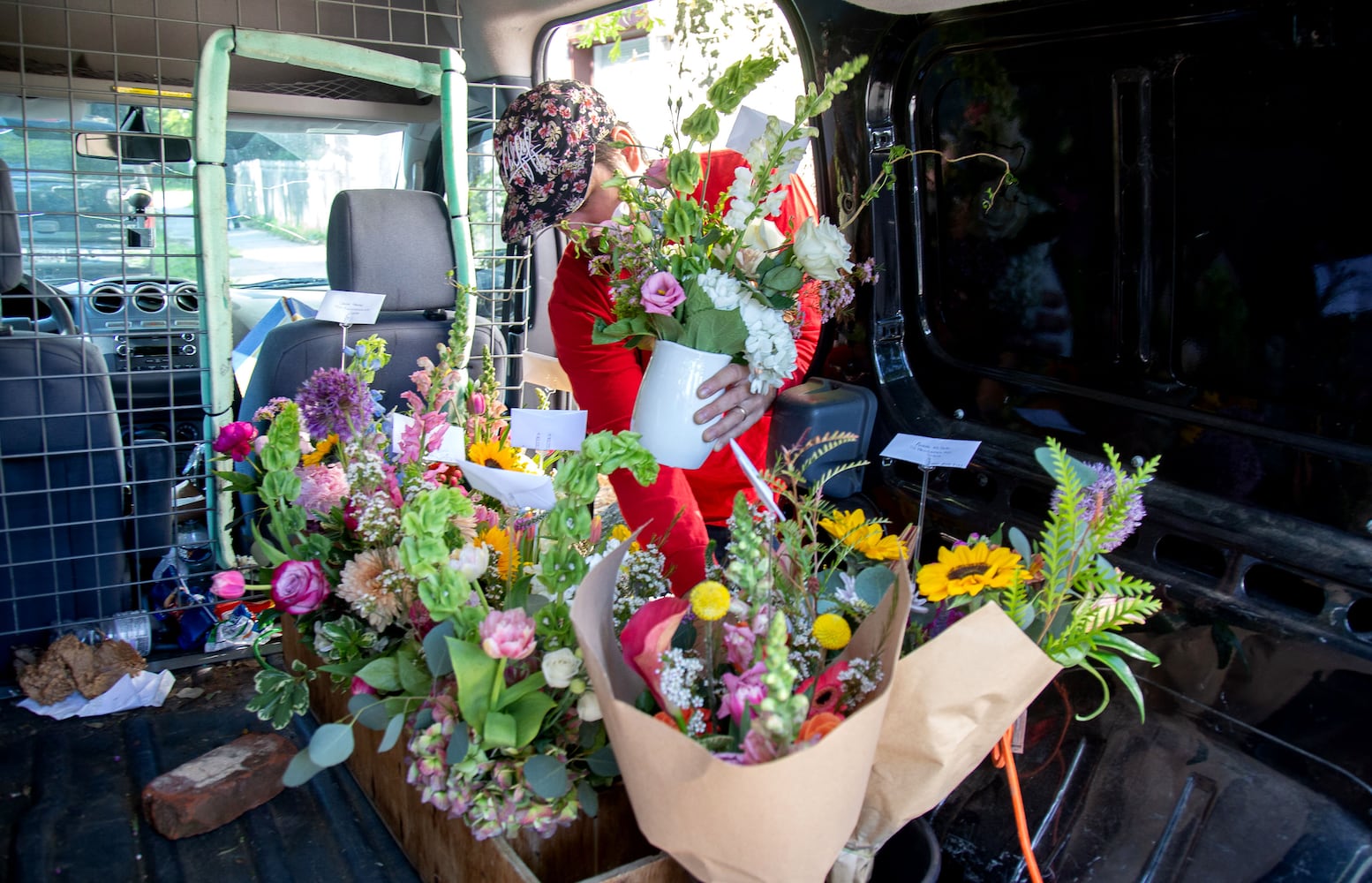 PHOTOS: Finding flowers for Mom during pandemic