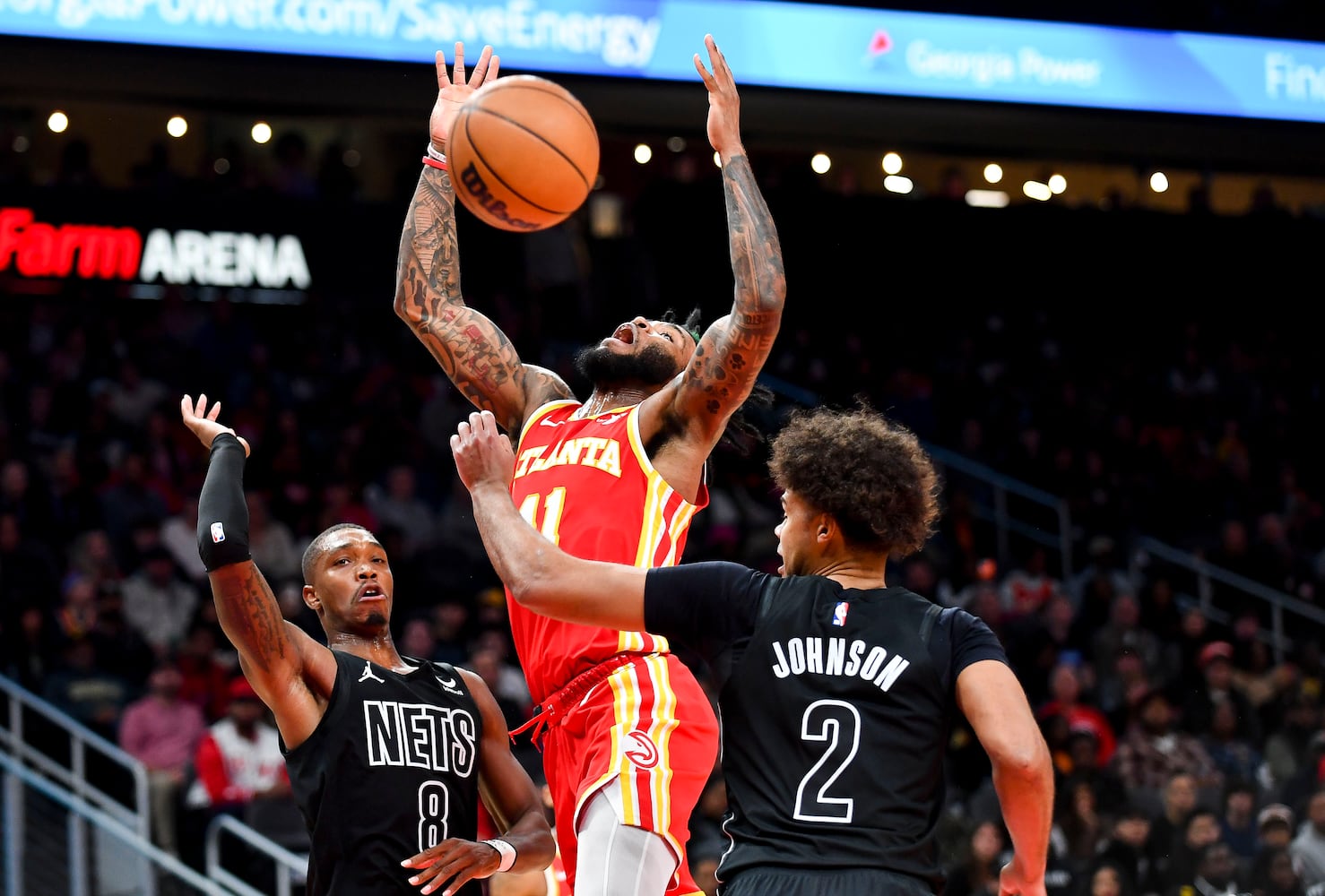 Hawks-Nets photo