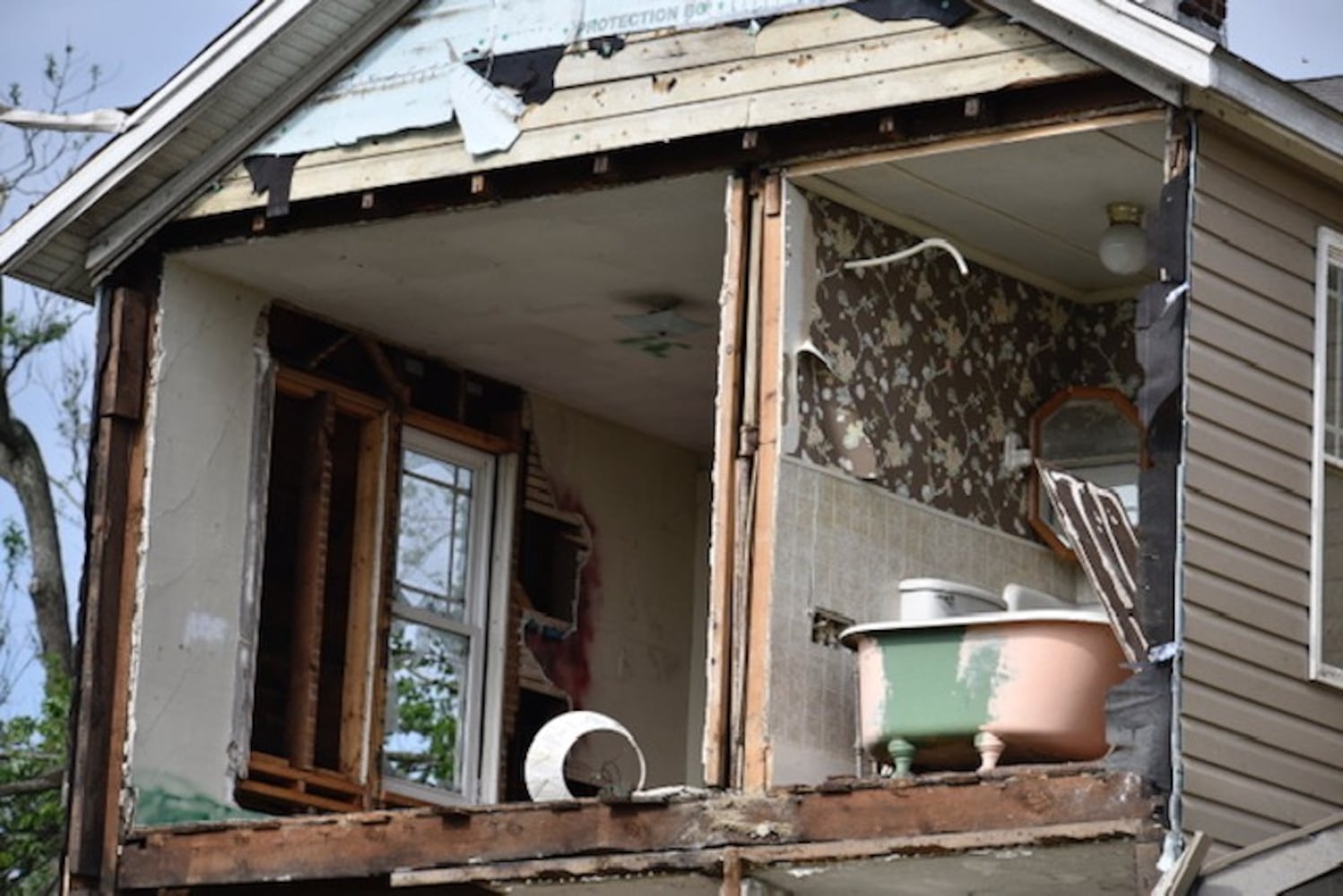 Photos: Tornadoes sweep through Ohio's Miami Valley, causing injuries, destruction