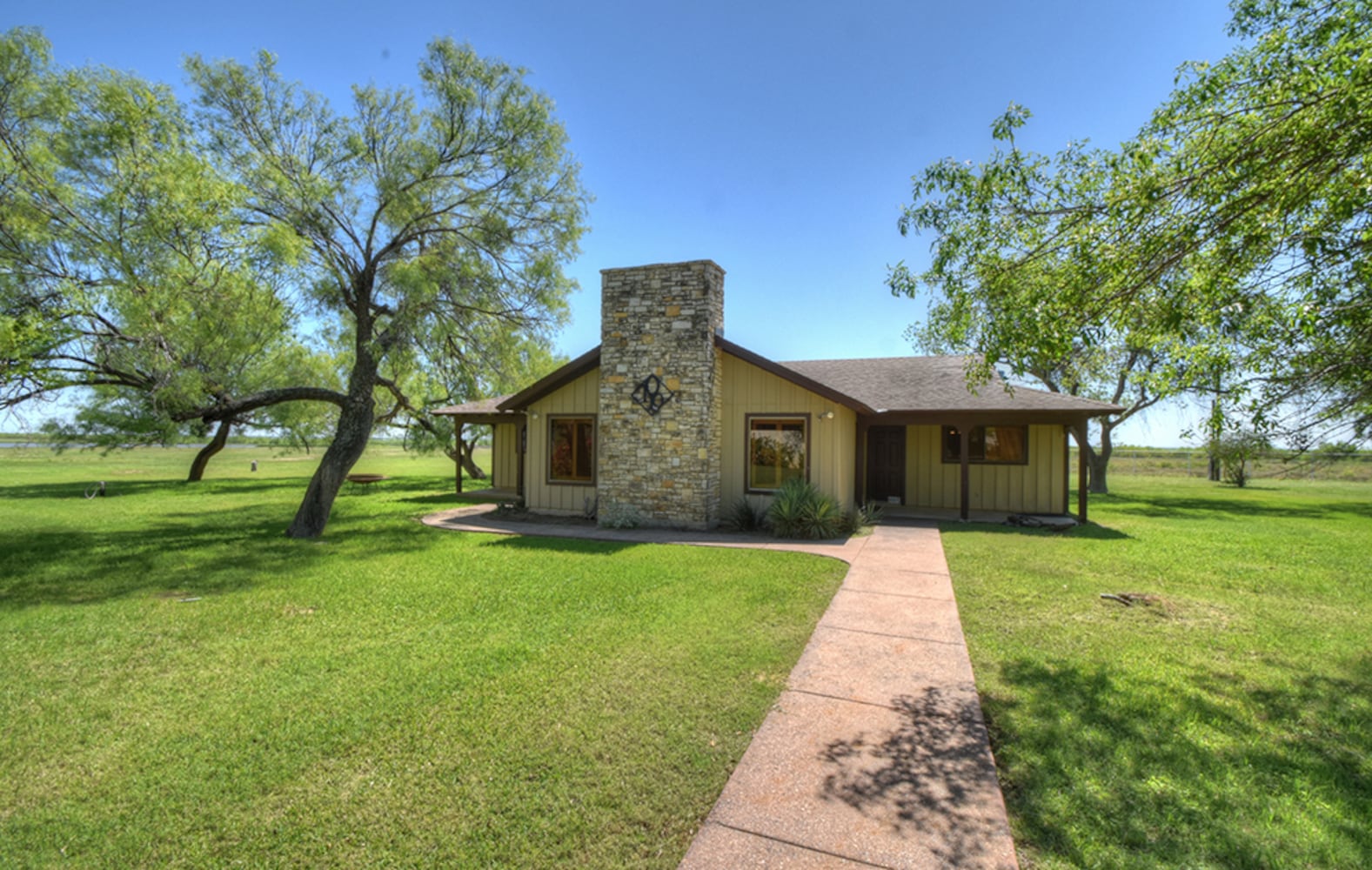 Chipper Jones' Double Dime Ranch