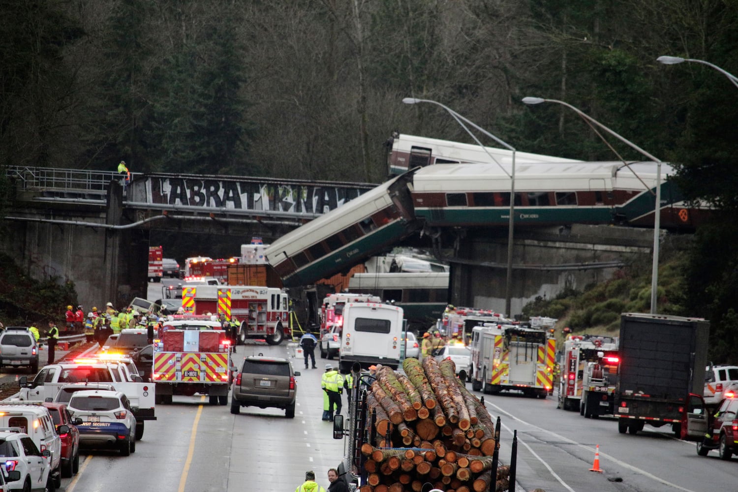 Photos: Amtrak train derails in Washington