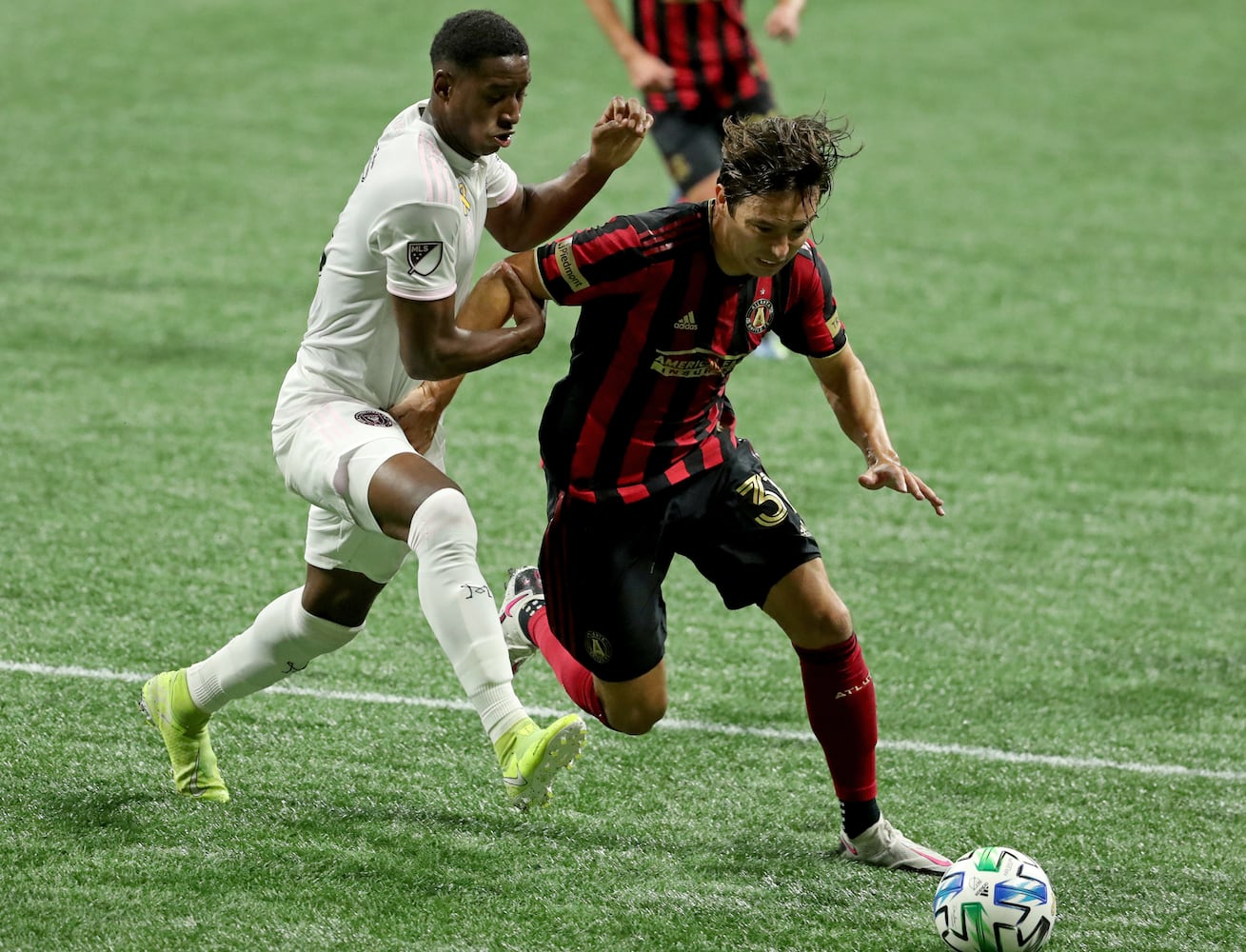 Atlanta United forward Erick Torres (31) controls the ball against Miami defender Andres Reyes (3) in the second half at Mercedes-Benz Stadium Saturday, September 19, 2020 in Atlanta. JASON GETZ FOR THE ATLANTA JOURNAL-CONSTITUTION