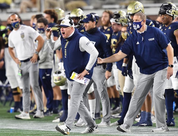 Georgia Tech coach Geoff Collins shouts instructions during the first half against Duke on Saturday, Nov. 28, 2020, at Bobby Dodd Stadium in Atlanta. (Hyosub Shin / Hyosub.Shin@ajc.com)