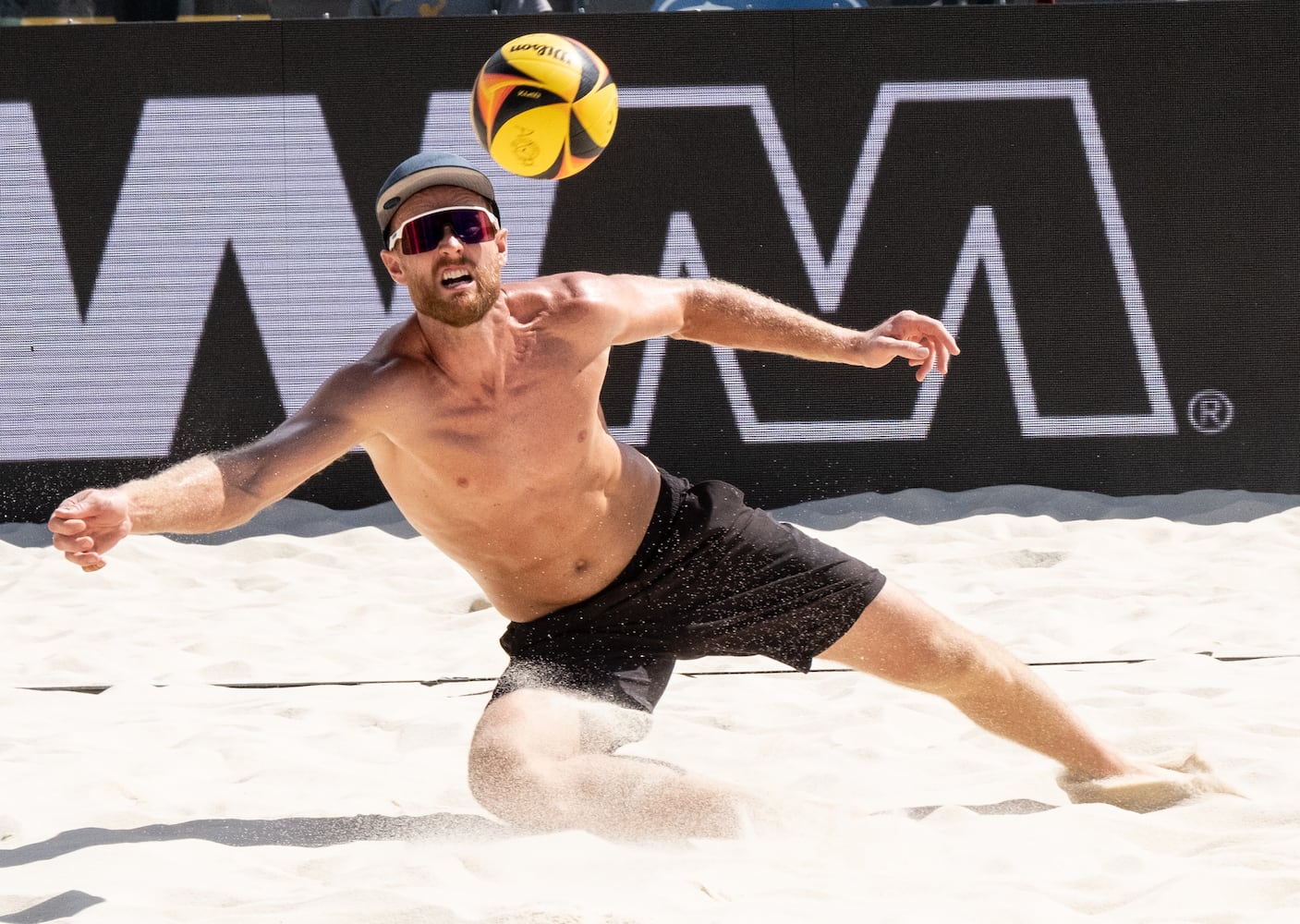 beach volleyball