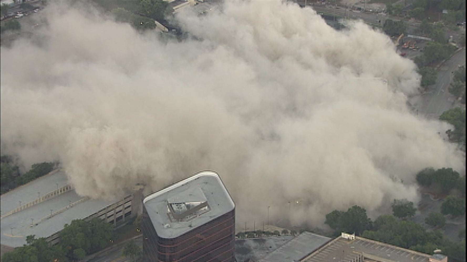 Orlando's Amway Arena imploded