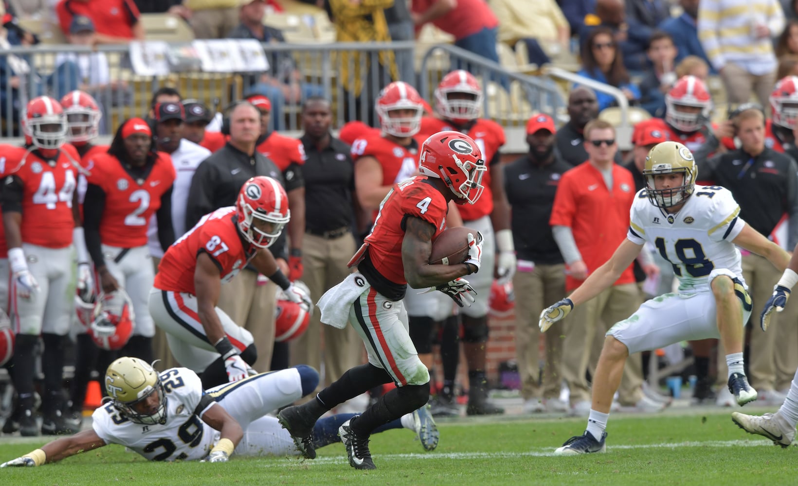 Photos: It’s Georgia in an easy win over Tech