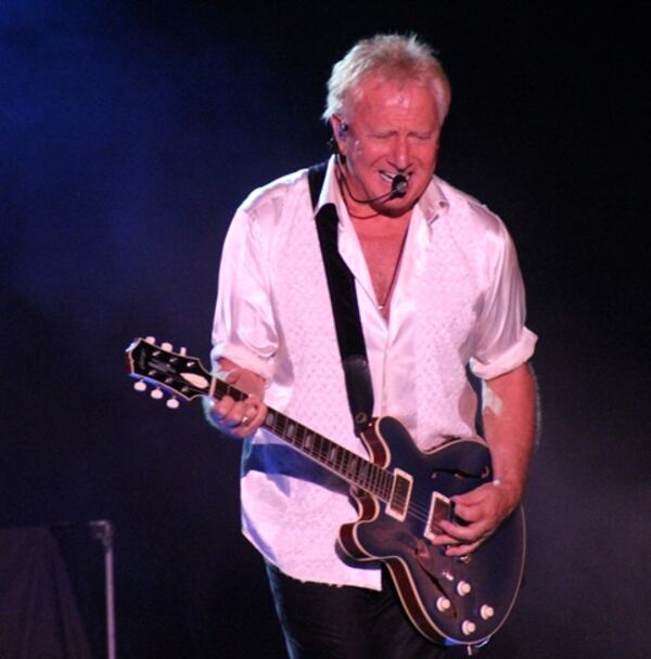  Graham Russell stayed busy throughout the show on vocals and guitar. Photo: Melissa Ruggieri/AJC