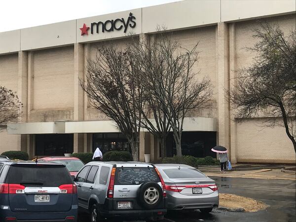 This Macy’s, at The Gallery at South DeKalb, is closing in a few months, company officials announced on Tuesday, Jan. 7, 2020. ERIC STIRGUS / ESTIRGUS@AJC.COM.