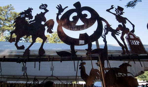 Fall-themed artwork was on display at the Yellow Daisy Festival at Stone Mountain Park on Sunday, September 9, 2018.  (Photo: STEVE SCHAEFER / SPECIAL TO THE AJC)