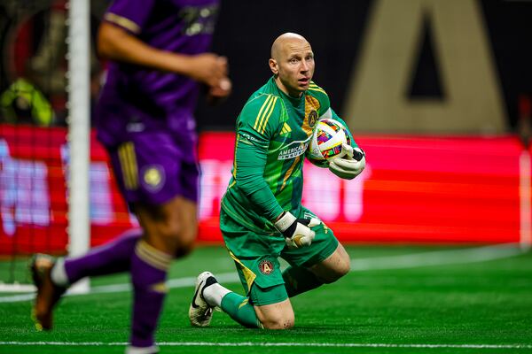 Atlanta United goalkeeper Brad Guzan #1 during the first half of the match against Orlando City at Mercedes-Benz Stadium in Atlanta, GA on Sunday March 17, 2024. (Photo by Alex Slitz/Atlanta United)