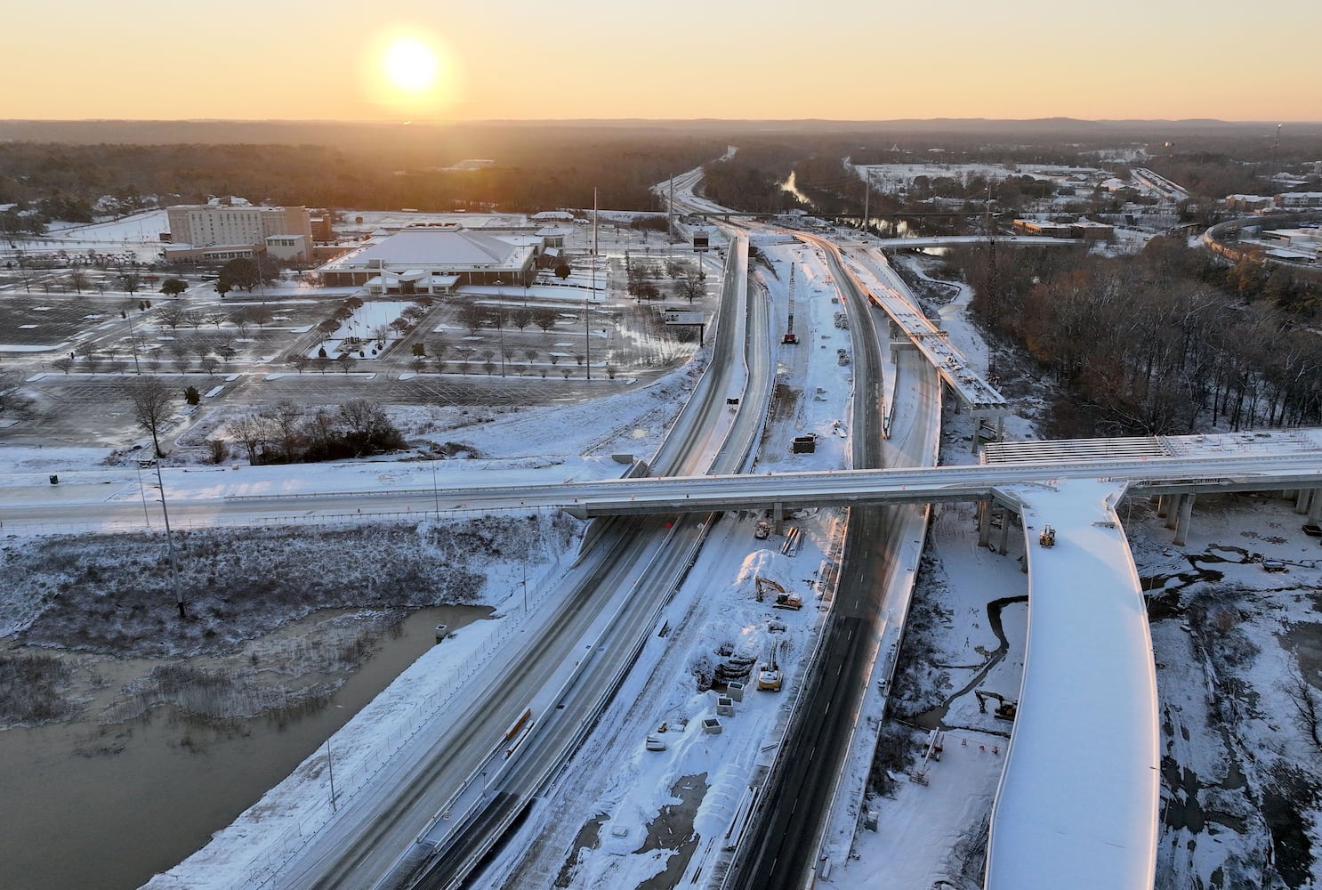 Photos: Georgia snow Day 2