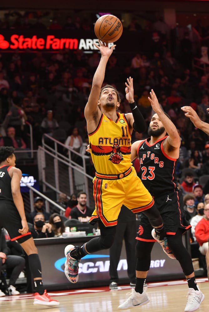 Hawks-Raptors photo