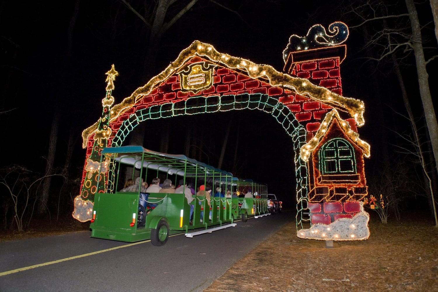 Callaway Gardens lights up the holidays