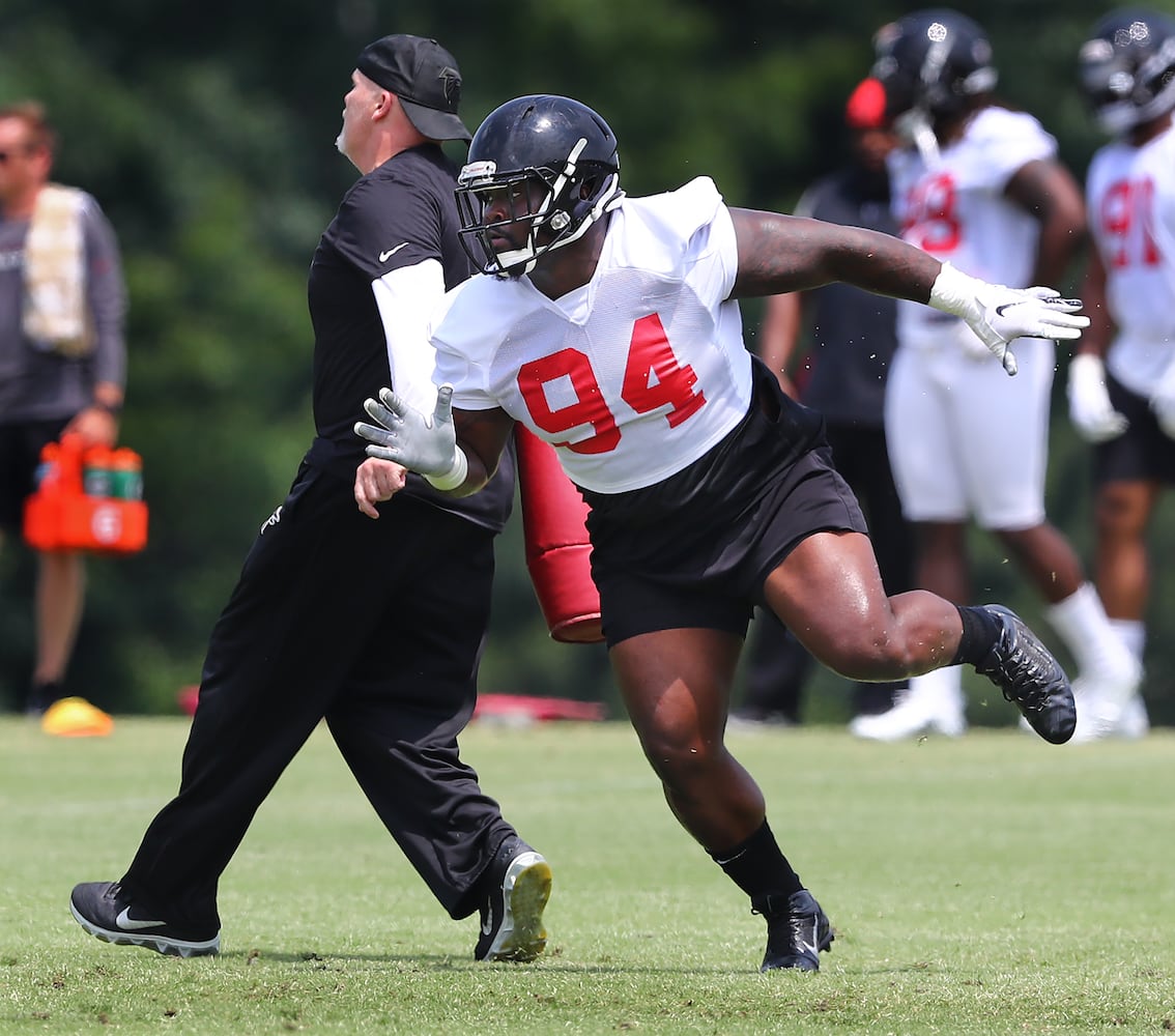 Photos: Devonta Freeman back on field for Falcons’ OTA workouts