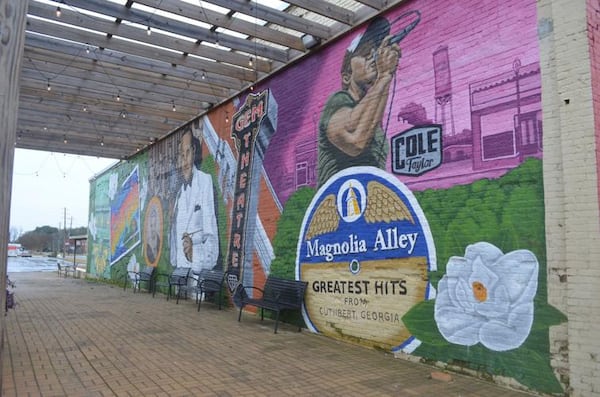 This huge downtown mural is a big drawing card for the small southwest Georgia Cuthbert community. (Photo Courtesy of Lucille Lannigan)