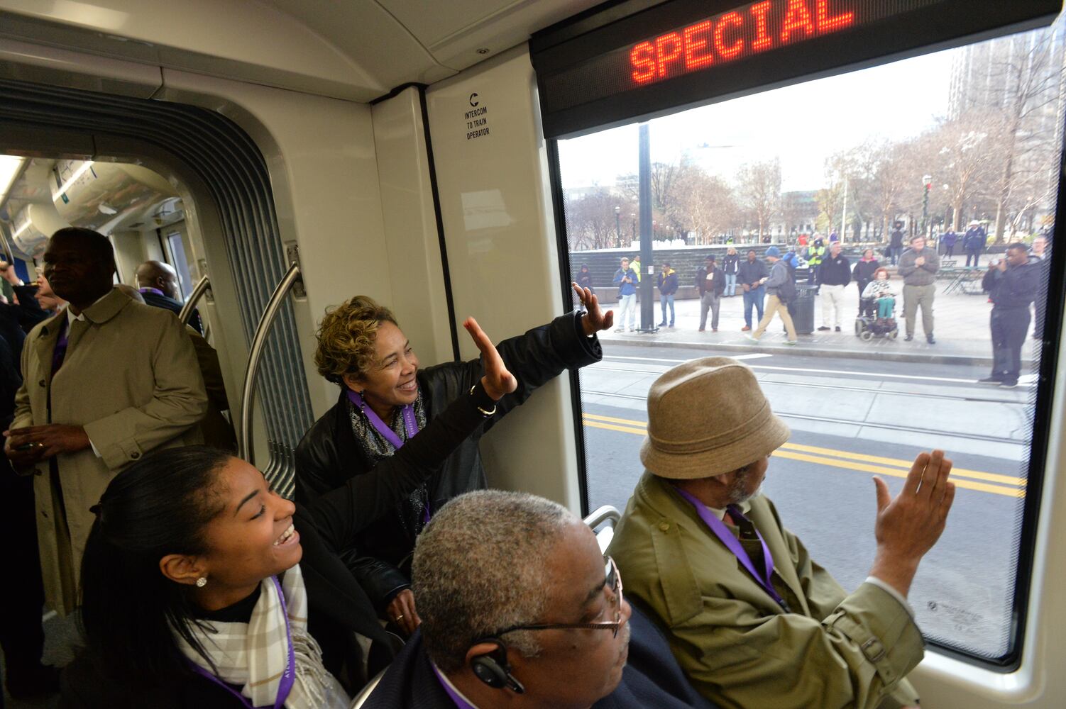 Atlanta streetcar takes its first ride