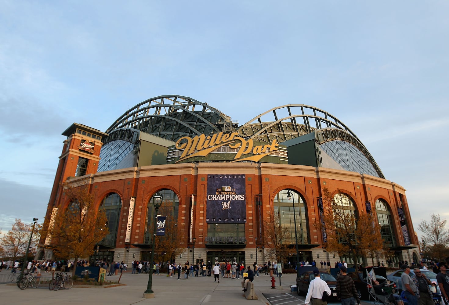 2001: Miller Park, Milwaukee