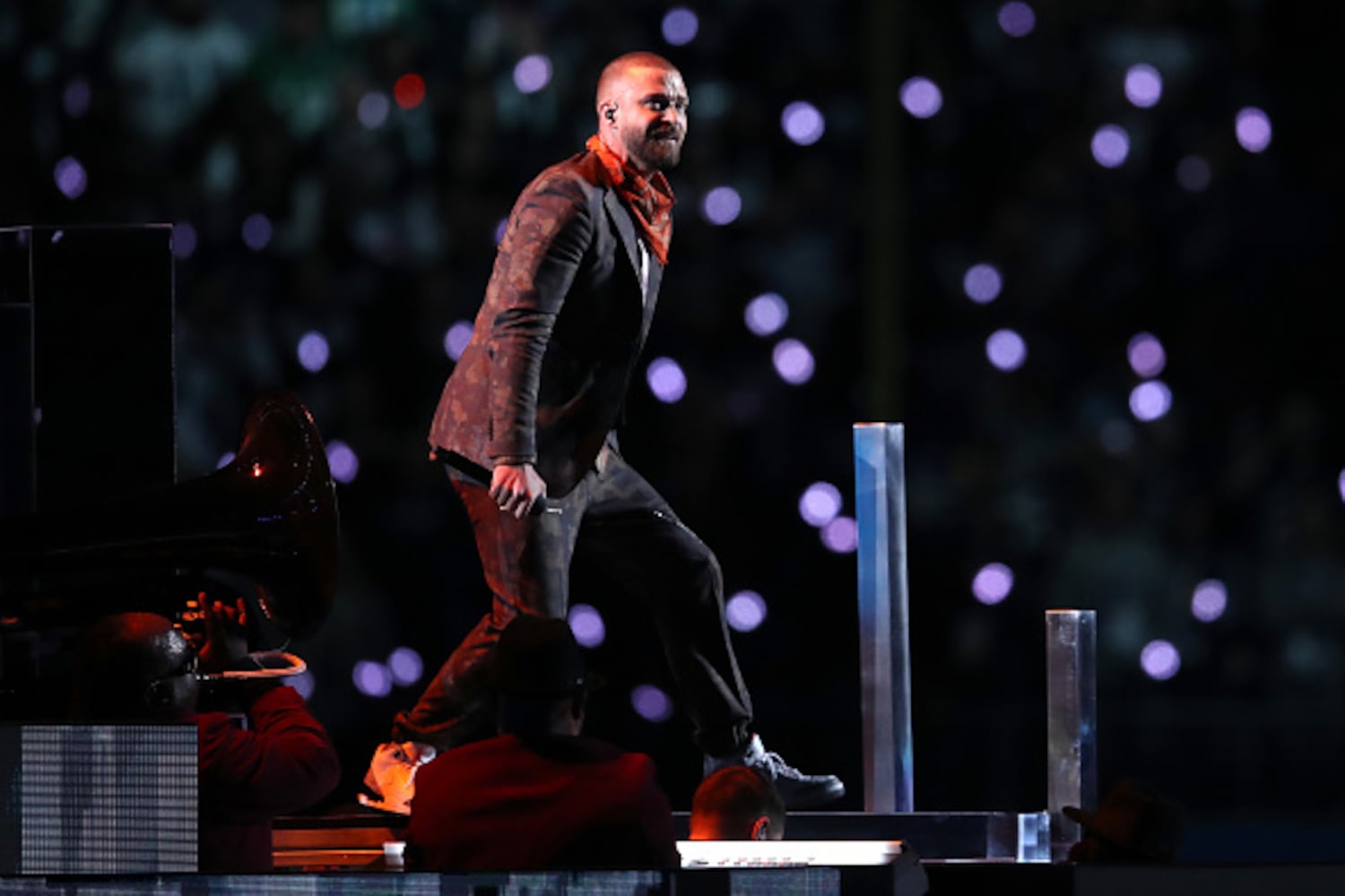 Photos: Justin Timberlake performs at Super Bowl 2018 Halftime