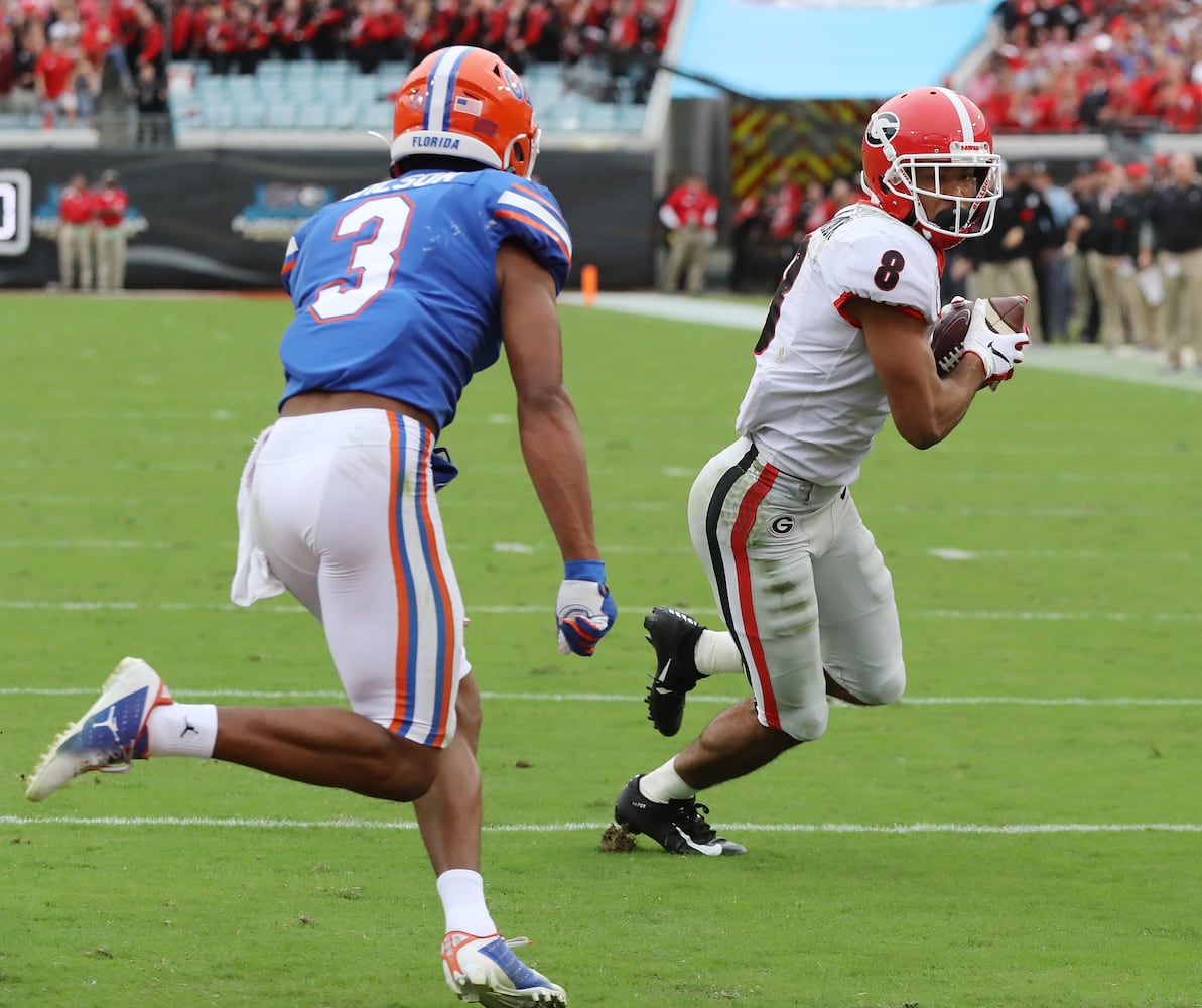 Photos: Bulldogs square off with Gators again