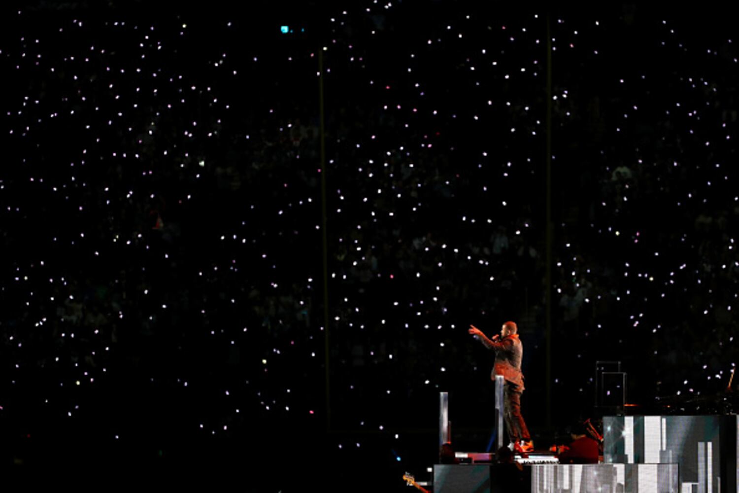 Photos: Justin Timberlake performs at Super Bowl 2018 Halftime