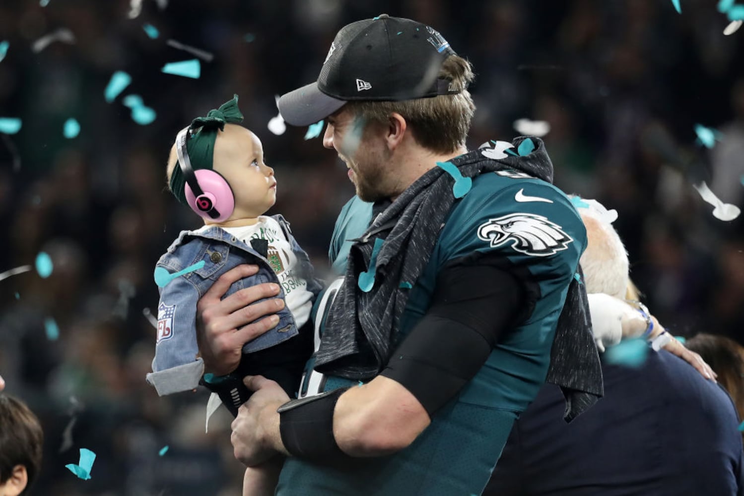 eagles beat patriots to win super bowl