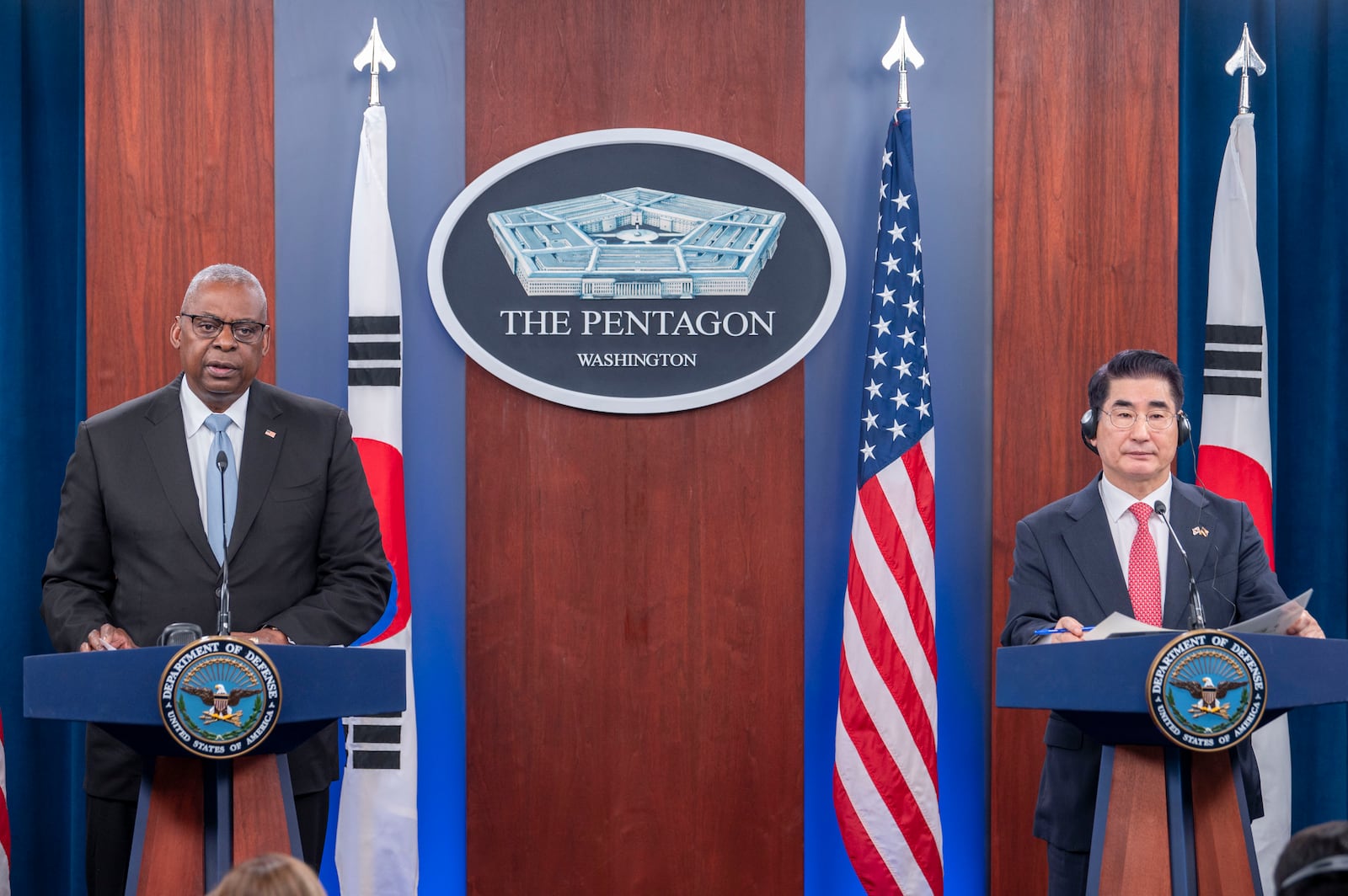 Defense Secretary Lloyd Austin, left, speaks during a joint press briefing with South Korean Defense Minister Kim Yong Hyun, right, at the Pentagon on Wednesday, Oct. 30, 2024 in Washington. (AP Photo/Kevin Wolf)