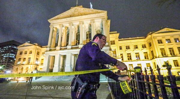 The Georgia Capitol is taped off due to a suspicious package investigation. JOHN SPINK / JSPINK@AJC.COM