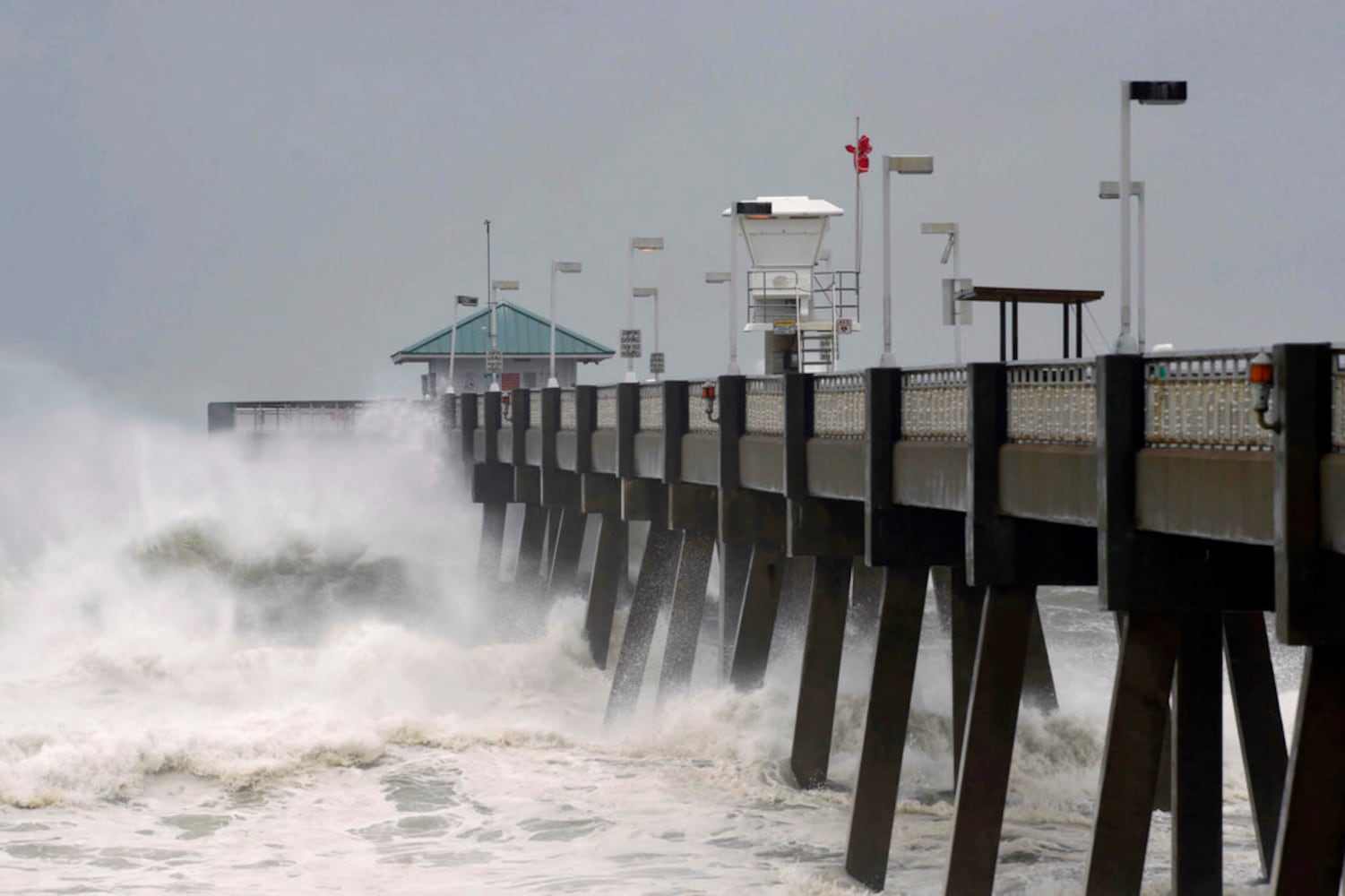 Photos: Florida Panhandle battens down for Hurricane Michael