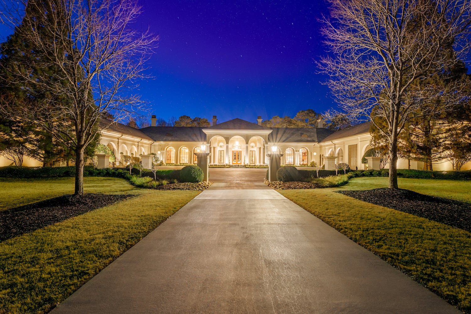 Six Flags set designer brings Wild West to 24k-square-foot Georgia mansion