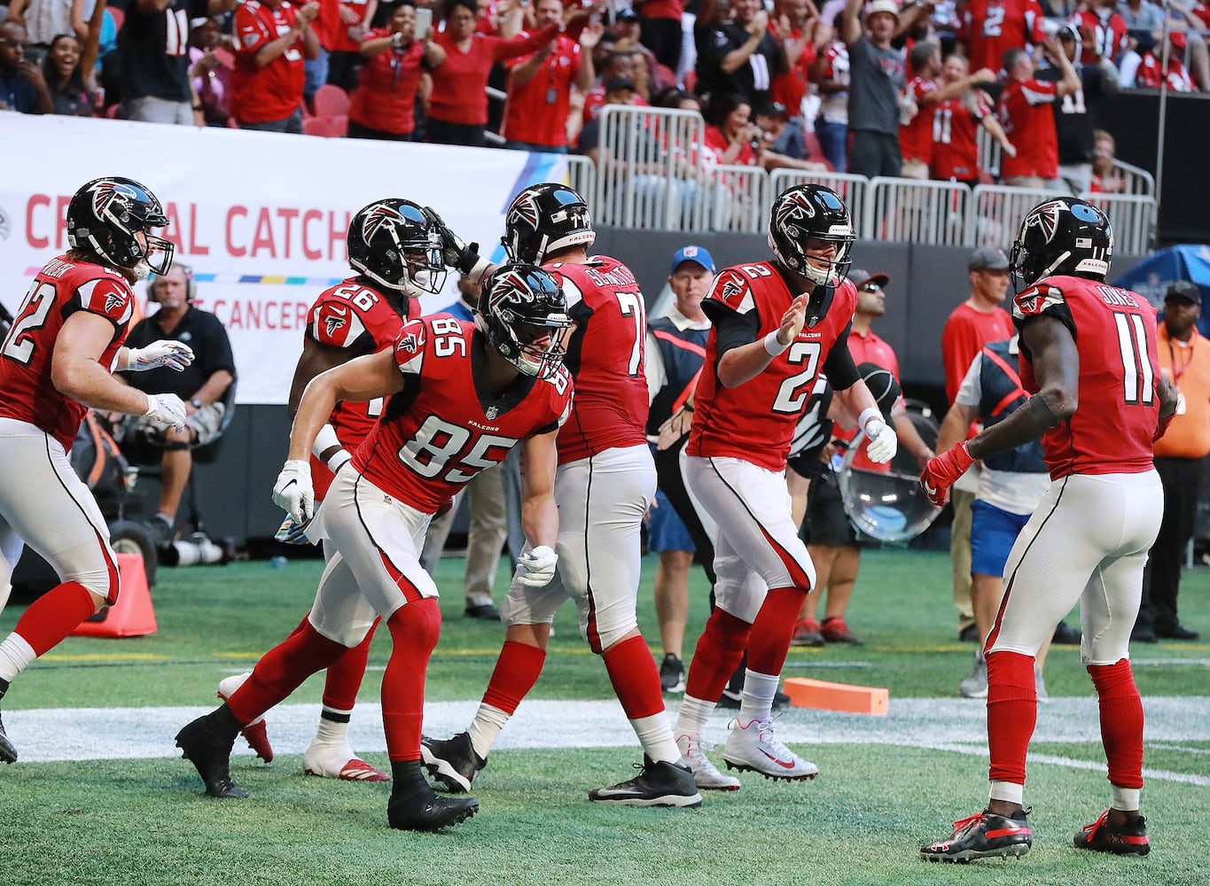 Photos: Falcons hold off Buccaneers for much-needed win