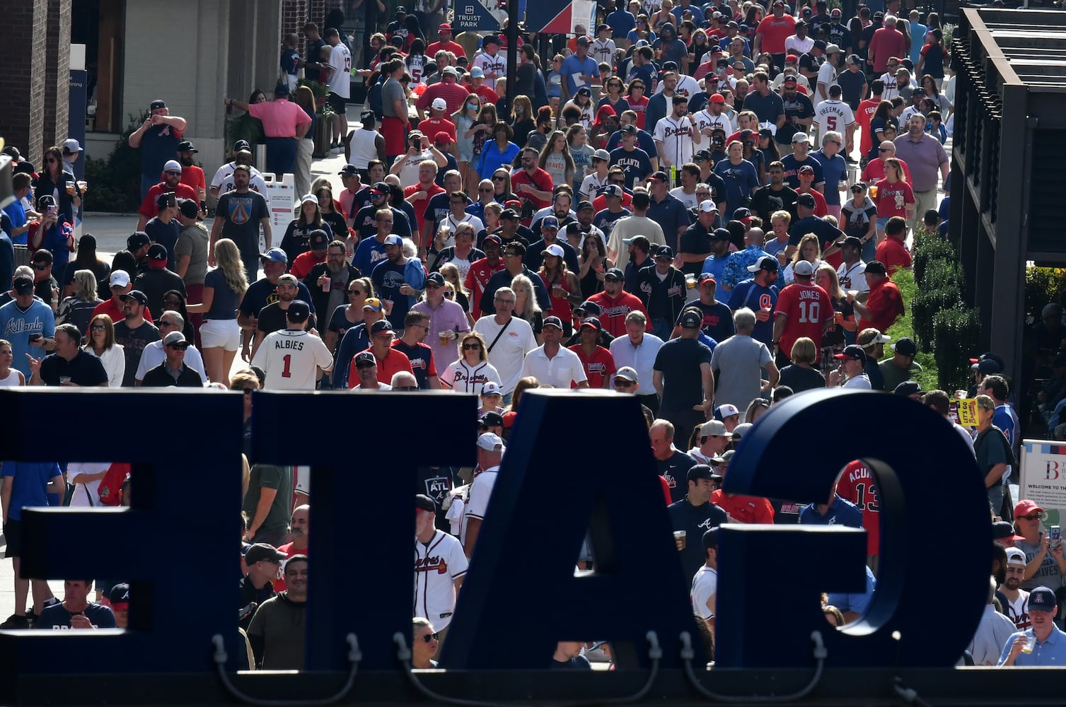 Braves-Brewers playoff game 4