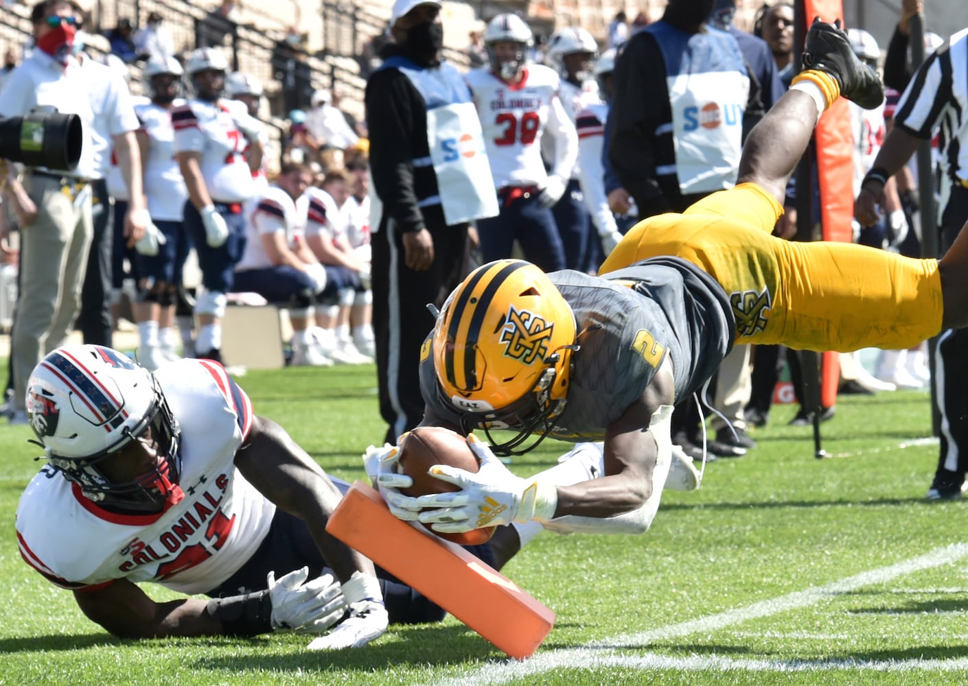 Kennesaw-Robert Morris football photo