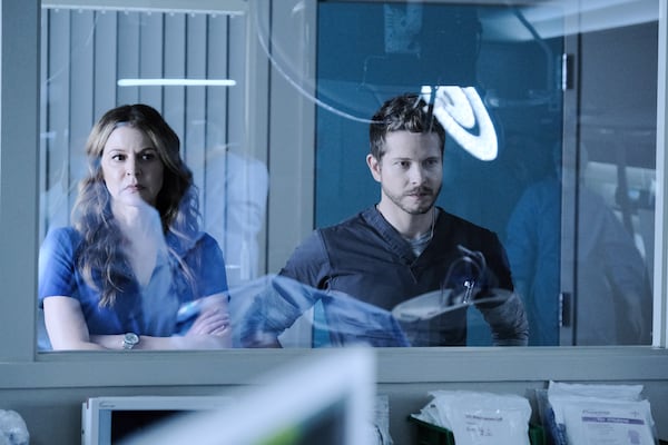 THE RESIDENT:  L-R:  Jane Leeves and Matt Czuchry in the "Burn it All Down" season finale episode of THE RESIDENT airing Tuesday, April 7 (8:00-9:00 PM ET/PT) on FOX. ©2020 Fox Media LLC Cr: Guy D'Alema/FOX