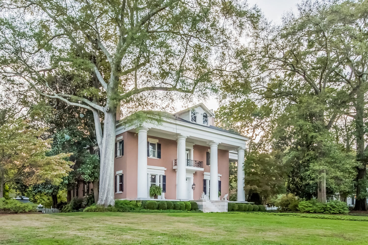 PHOTOS: $2.9M for Greek Revival mansion blocks from Marietta Square