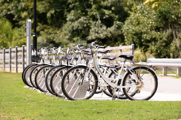 The Town Center Community Improvement District has a partnership with Zagster to offer a bike-sharing program.