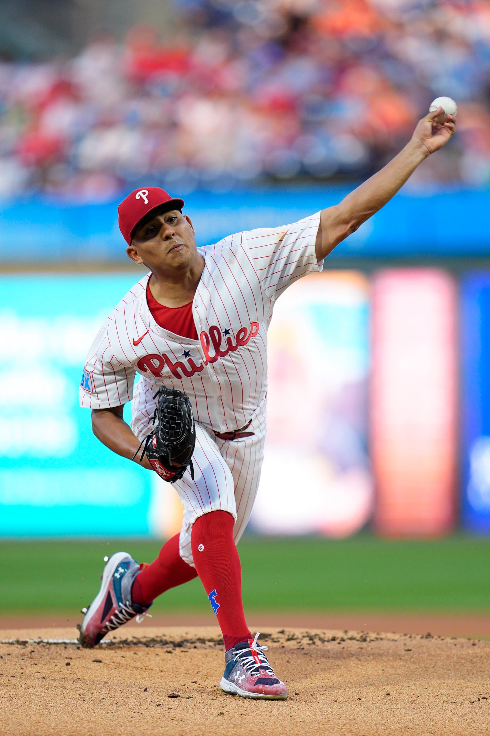 Philadelphia Phillies' Ranger Suárez throws during the first inning of a baseball game against the Tampa Bay Rays, Tuesday, Sept. 10, 2024, in Philadelphia. (AP Photo/Derik Hamilton)